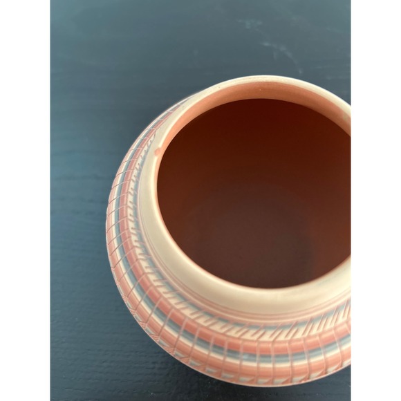 Myron Charlie Navajo Etched Seed Pot Pottery Signed Southwestern Geometric Mini - Picture 4 of 5